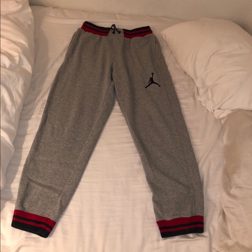 Grey Size L Jordan sweatpants